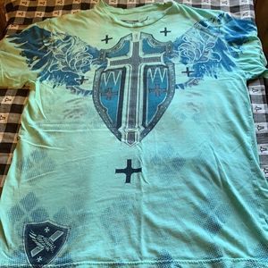 Men’s graphic tee shirt size small